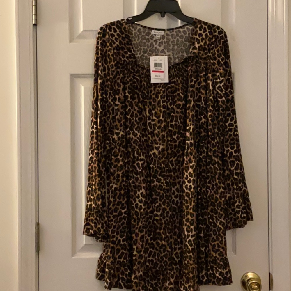 Women’s dress
